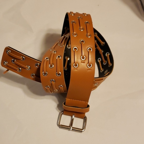Accessories - Leather belt 38
